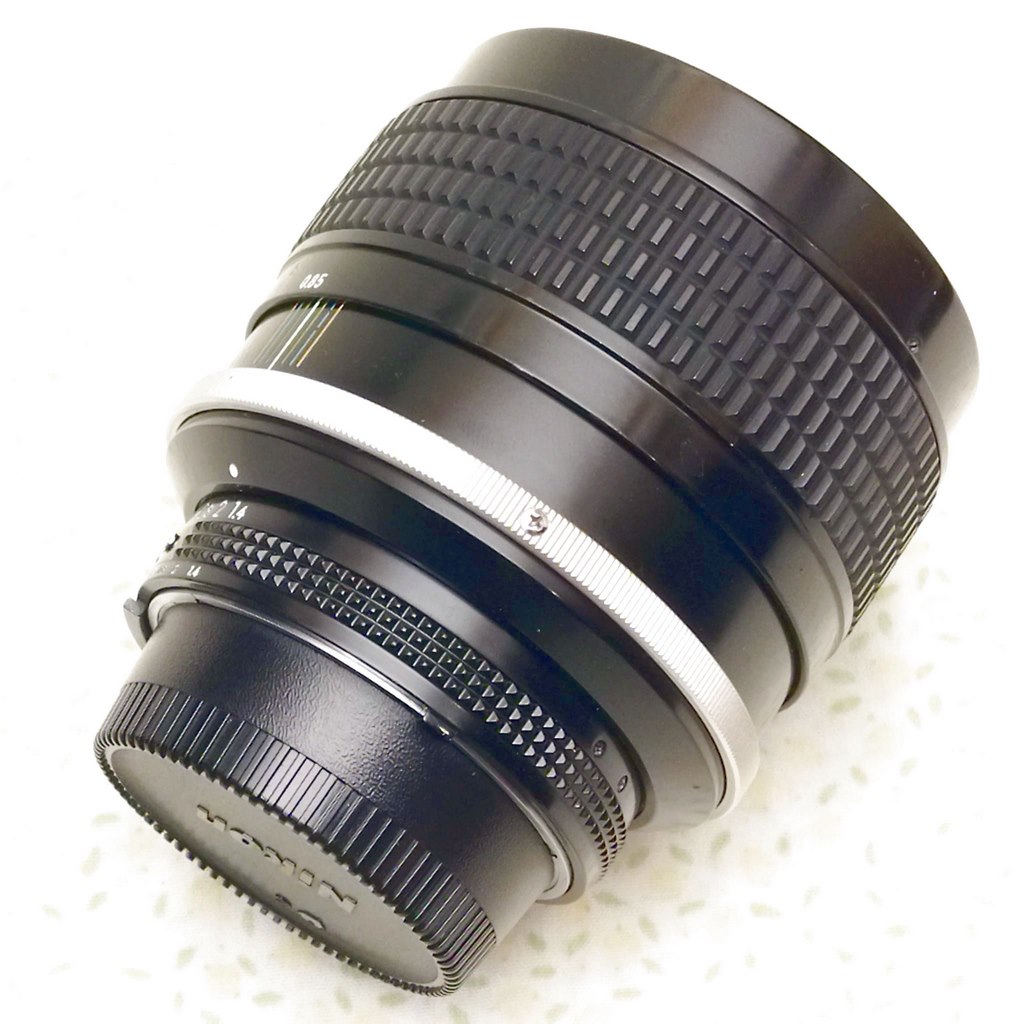 Nikon Nikkor f1.4 85 mm AI-S Manual focus - Image 6