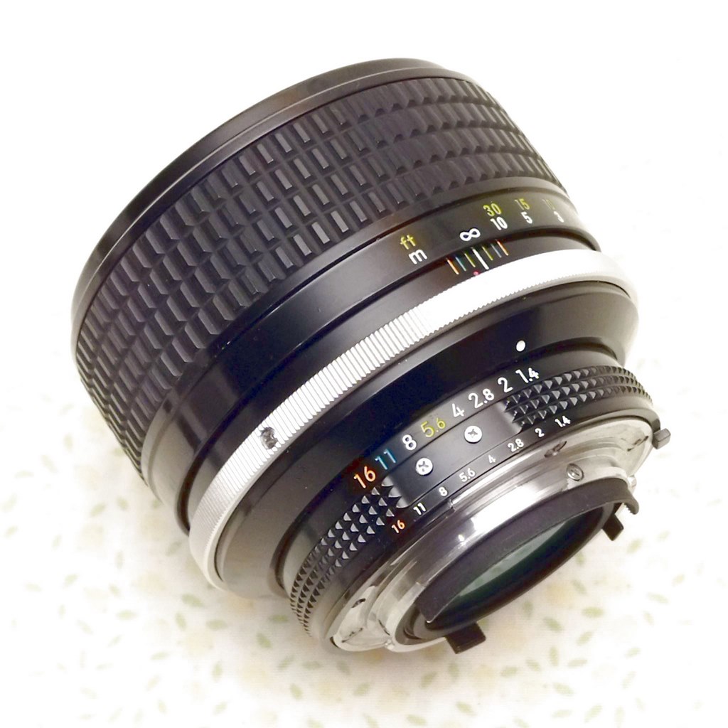 Nikon Nikkor f1.4 85 mm AI-S Manual focus - Image 7