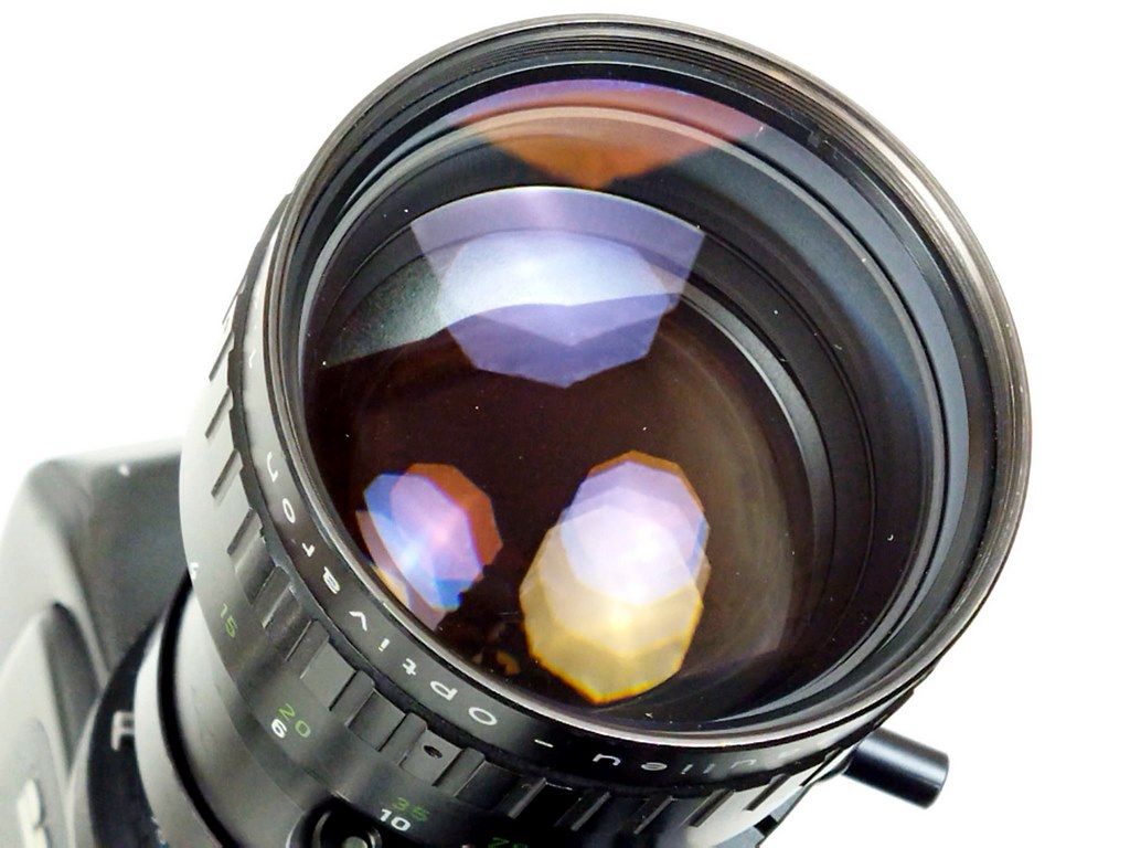 Beaulieu 4008 ZM4 + Matte box + Video-assist + Base + Wooden grip (250MB) - Image 18