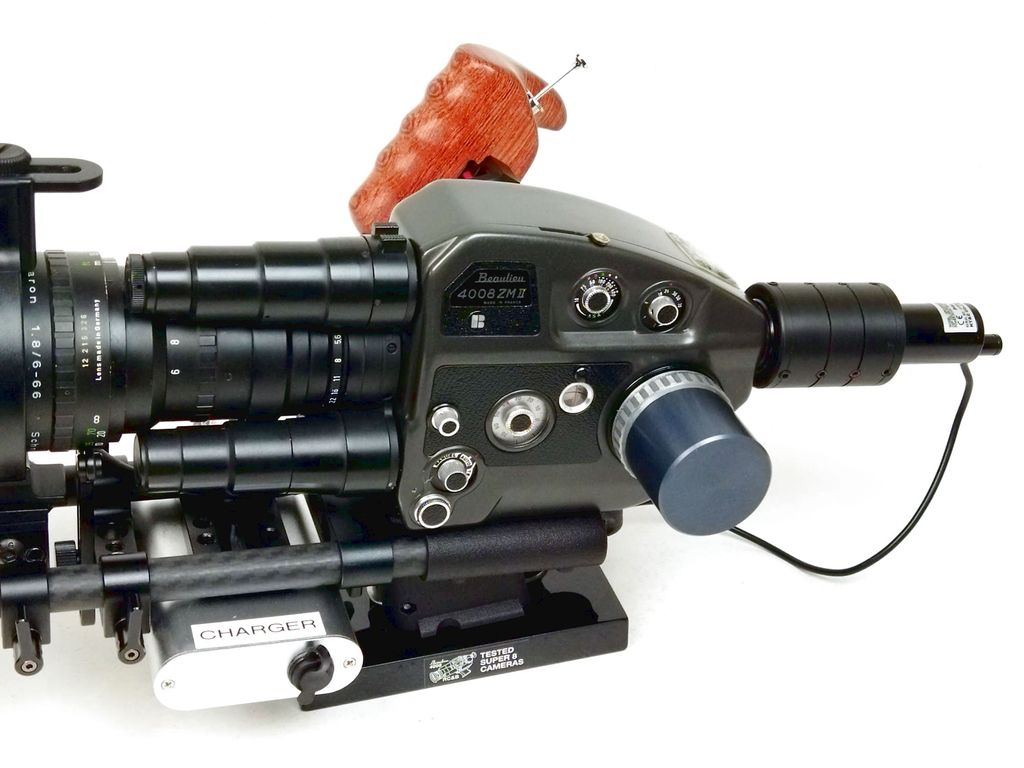 Beaulieu 4008 ZMII + Matte box + Video-assist + Base + Wooden grip (216MB) - Image 6