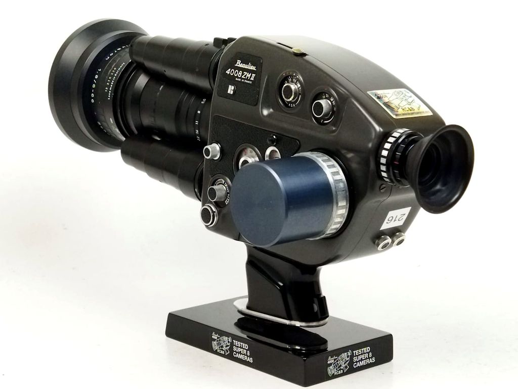Beaulieu 4008 ZMII + Matte box + Video-assist + Base + Wooden grip (216MB) - Image 15